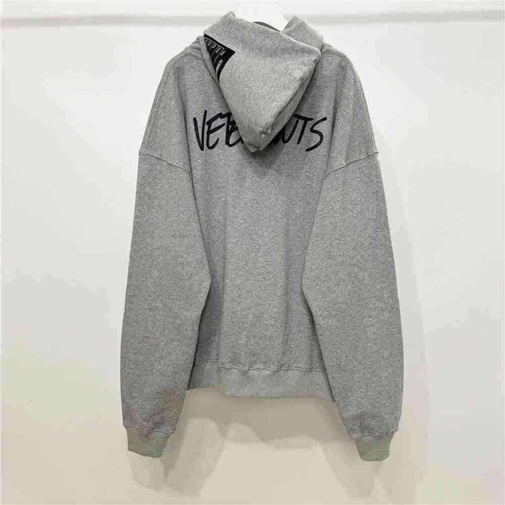Vetement Mens Hoodies Designer Vital Existence Vetments Sanskrit Letter Print Graphic Swearshirt High Quality Cotton Casual Hoody Vtm Long Sleeve Pullover 82D