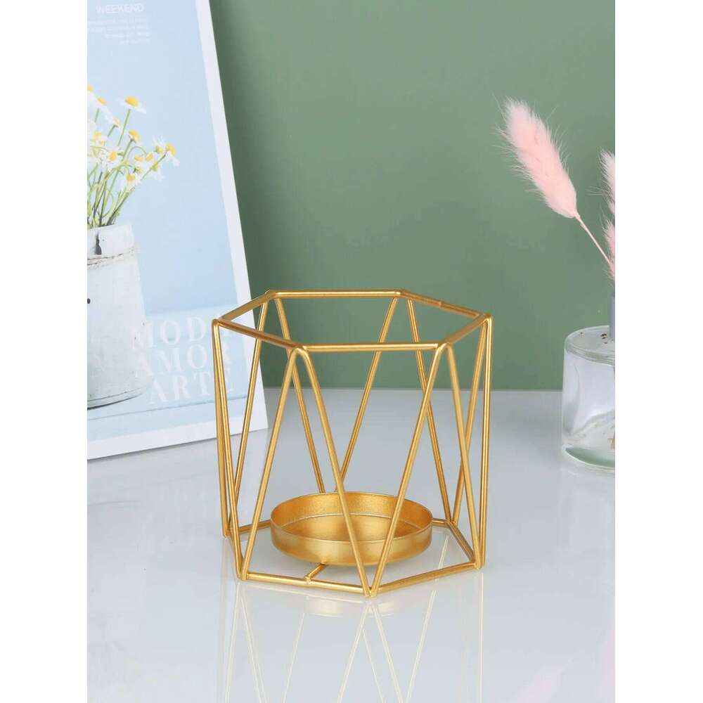 1 Nordic Gold Iron Creative Model Room Hollowed out Line Home Romantic Atmosphere Candlestick Decoration H260310