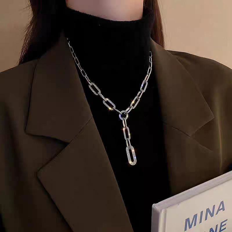2026 New Designer Luxury Brand European And American Fashion Metal Y-shaped Stone Necklace Elegant And Exquisite Collarbone Chain Unique Niche Sweater - view 8
