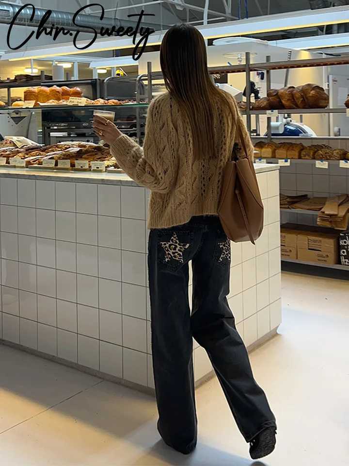 Fashion Leopard Star Print Jeans Women High Waist Zipper Straight Leg Wide Leg Pants 2026 Spring New Lady Casual StreetwearT260310