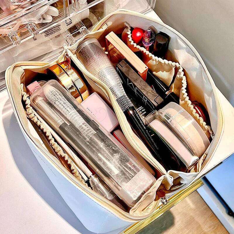 Leather Large-Capacity Travel Cosmetic Bag Portable Makeup Pouch Women Waterproof Bathroom Washbag Multifunction Toiletry Kit XJ260310