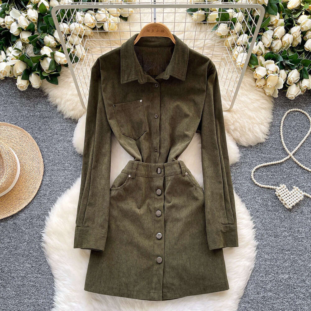 Designer's high-end niche corduroy dress, women's standing collar long sleeved autumn and winter waist cinching slimming single breasted