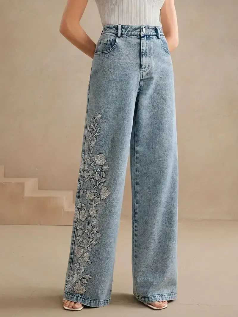 Womens plus Size Y2K Straight Leg Jeans Trendy Stretch Washed Denim Embroidery Design Comfortable Fashion M260310