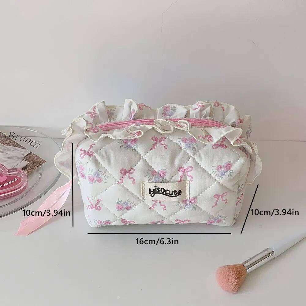 Korean Women's Butterfly Bow with Lace Hand-held Girl's Travel Makeup Item Storage Bag XJ260310