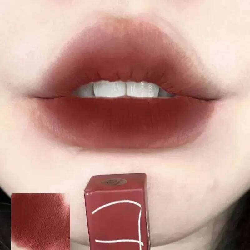 TX010Thin Tube Matte Lipstick, Waterproof Sweatproof, Does Not Fade Or Remove Makeup, Can Be Used on Both Lips and Cheeks Z260310
