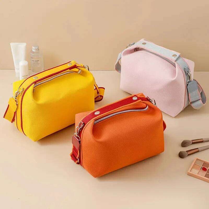 Large Capacity Canvas Makeup Handheld Single Shoulder Travel Convenient Wash Storage Dumpling Bag Crossbody Design XJ260310