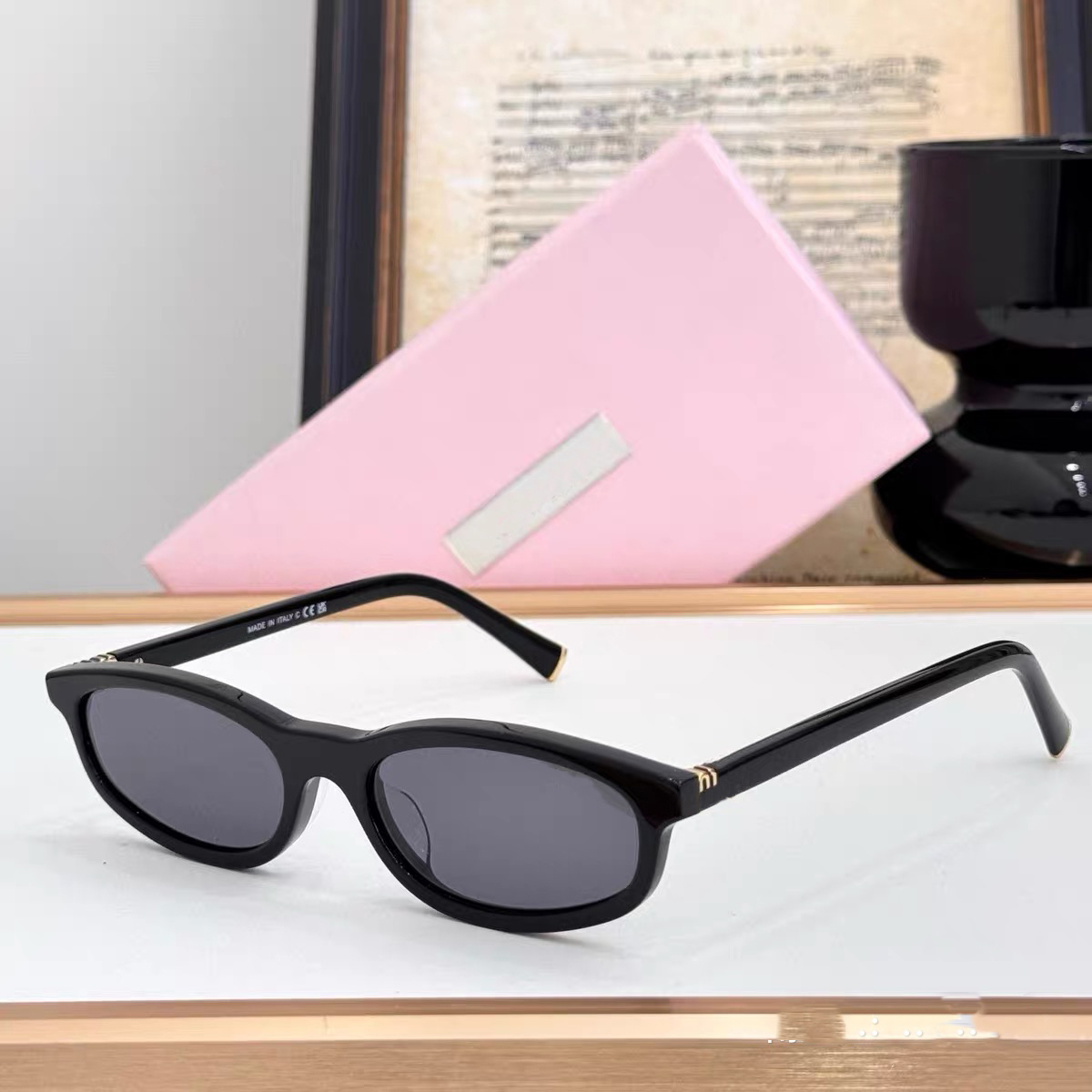 designer sunglasses Circular small frame Butterfly shaped sunglasses for women Cat Eyeclassic Travel trend Beach shading UV protection polarized