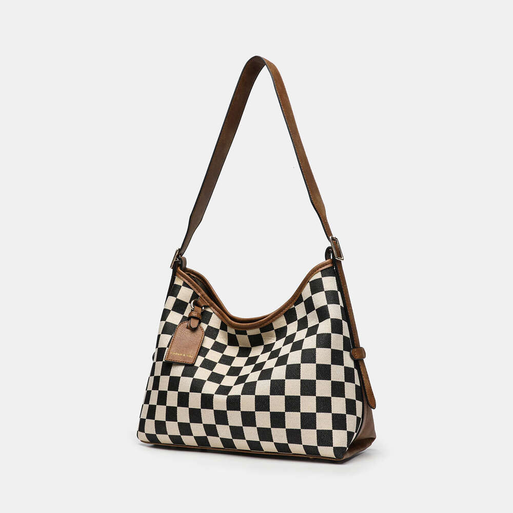 Checkerboard Tote Large Capacity Shoulder Underarm Autumn Winter High-End Commuting Women's Bag