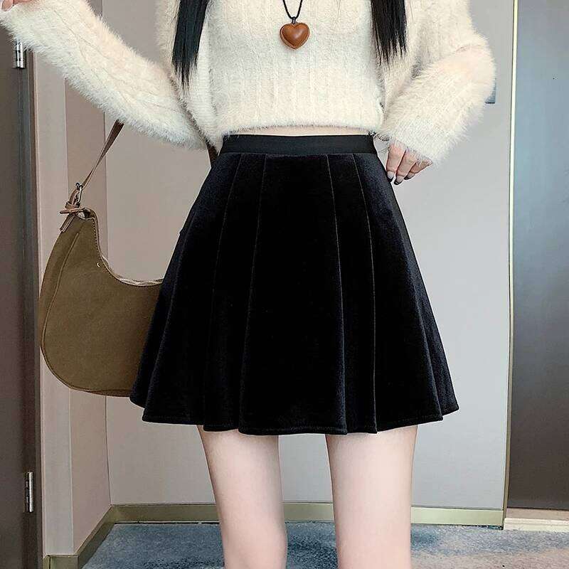 Fashion Streetwear Winter Mini Skirt Women Vintage Black Golden Velvet Pleated Skirts With Shorts A-Line Cute Skater Jupe Femme XJ260309