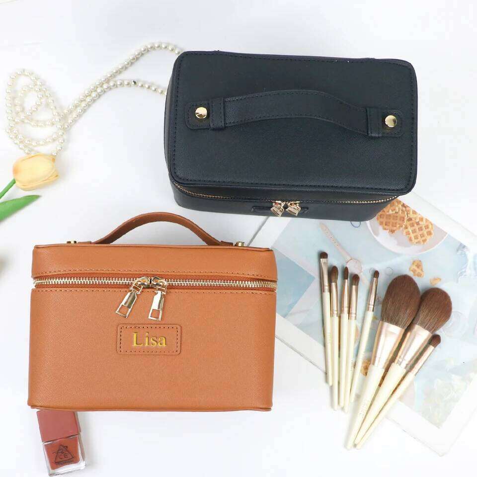 Customized name pu leather cosmetic with zoned storage large capacity toiletry bag for autumn and winter new products XJ260310