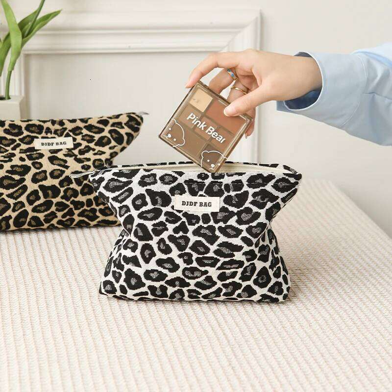 Women's Makeup Fashion Leopard Print Large-capacity Cosmetics Skin Care Product Storage Toiletry Portable Liner Bag XJ260310