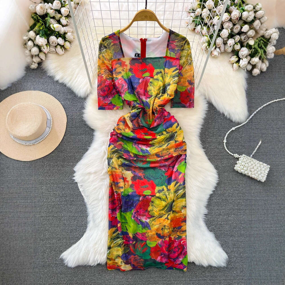 2026 high-end luxury women's short sleeved square neck slim fit medium to long oil painting printed slim fit dress