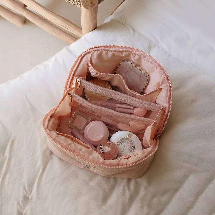 Portable Large Capacity Women's Cosmetic 2025 New Style Makeup Storage Cute Inner Organizer Wash Bag Pure Color XJ260310