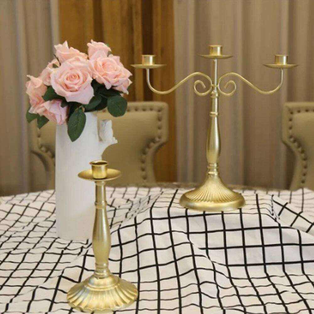 European Retro Candlestick Restaurant Wedding Table Atmosphere Three Five Head Light Luxury Home Decorate Metal Jewelry Ornament H260310