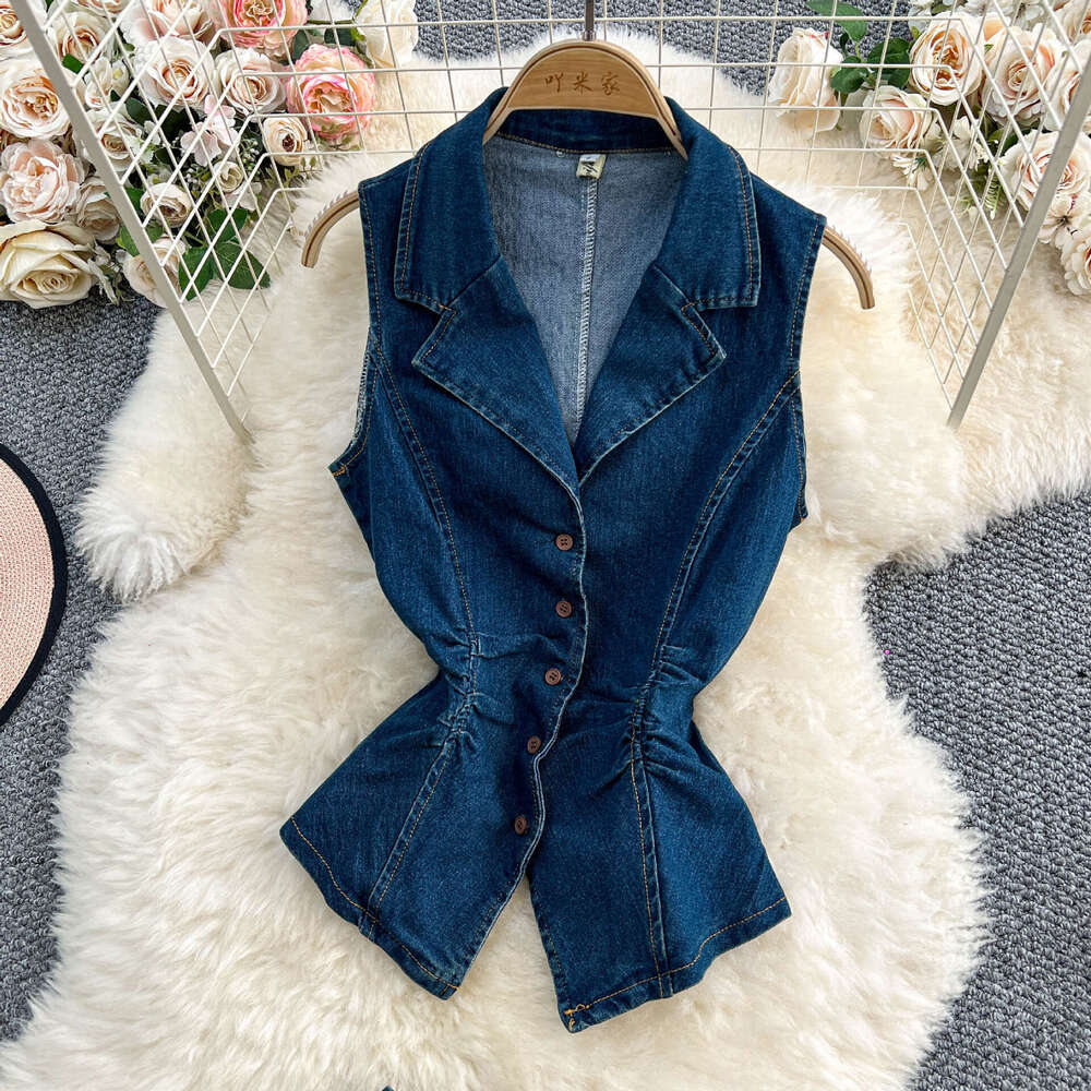 Women's French age reducing outfit, summer lightweight pleated skirt, waist cinched denim top, high waisted slim fit flared skirt