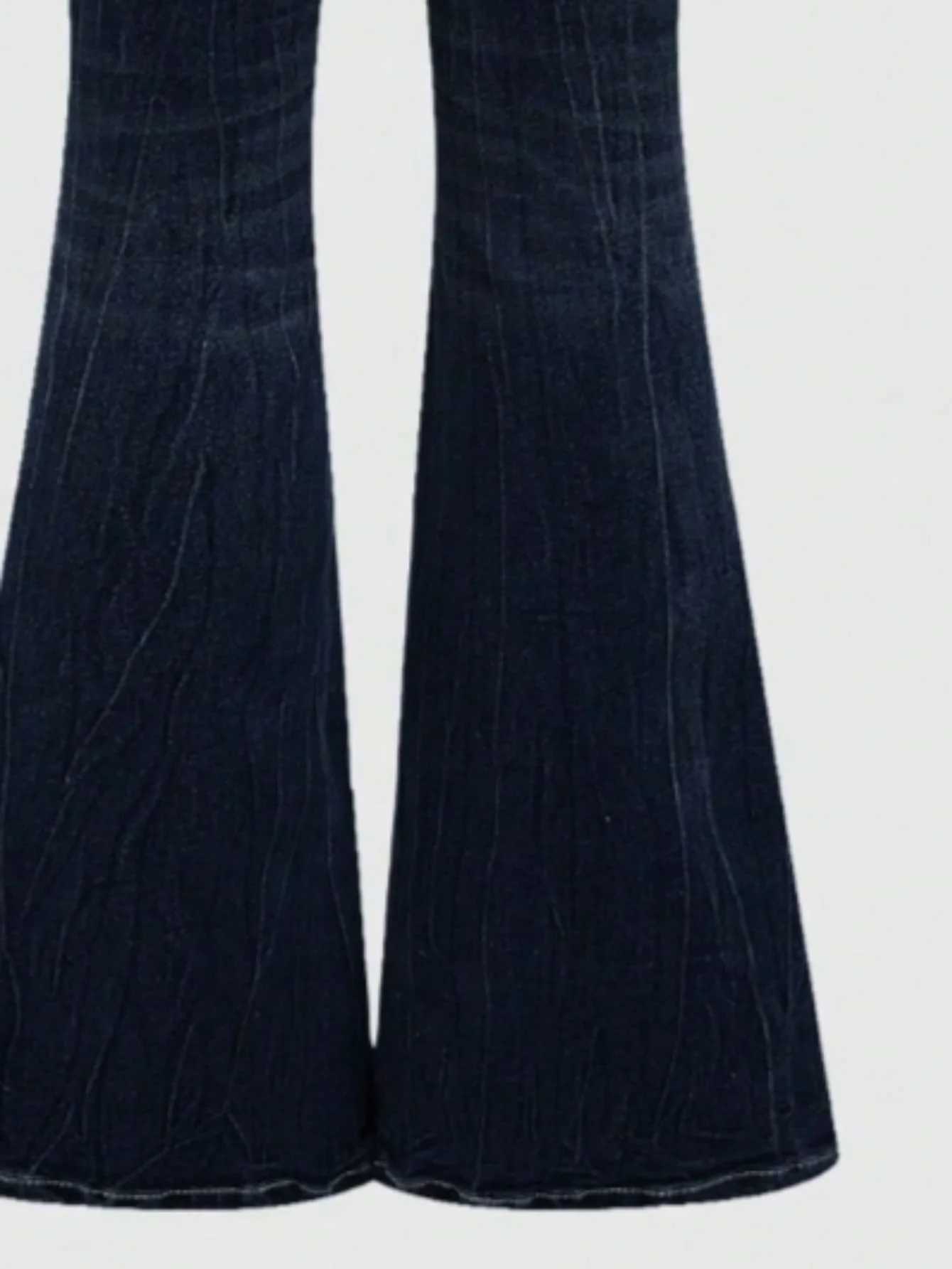 Womens Elegant Fashion High-Waist Stretch Denim Flared Pants with Back Pocket Embroidery and Rhinestone Decoration M260310