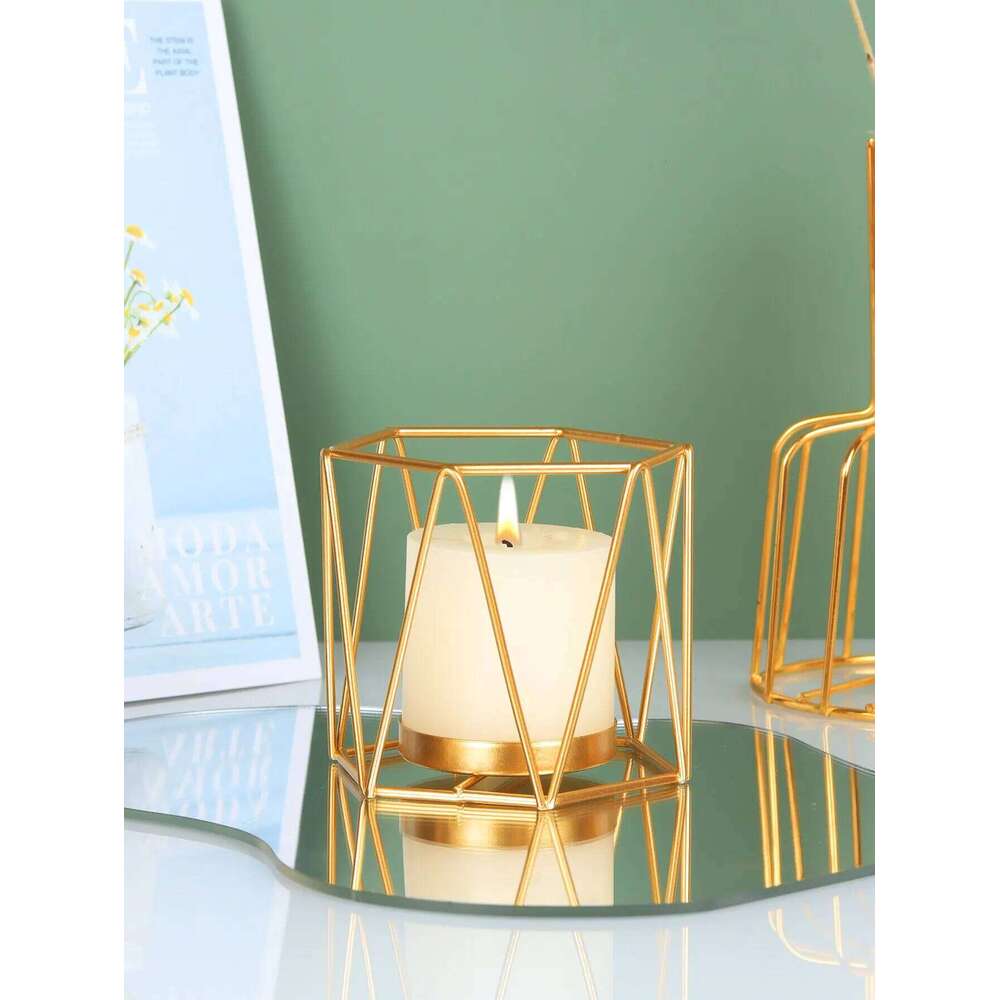 1 Nordic Gold Iron Creative Model Room Hollowed out Line Home Romantic Atmosphere Candlestick Decoration H260310