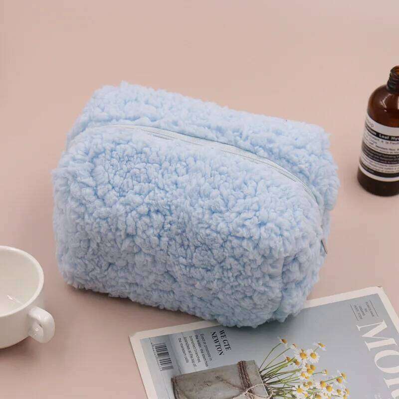 Lamb Cashmere Makeup Cream Color, Portable Skincare Storage Bag, Small Fresh Cosmetic Zipper Bag XJ260310