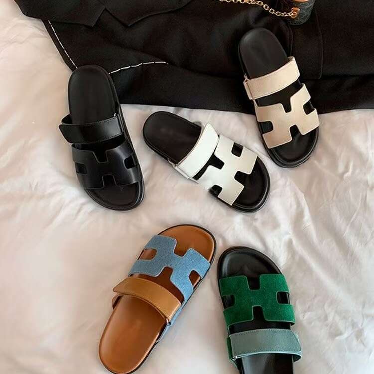 2026 New Chypre Sandals Designer Leather Women Man Slides Oran Sandal Summer Flat Shoes Fashion Beach Slippers Letter Outdoor Indoor With Dust Bag