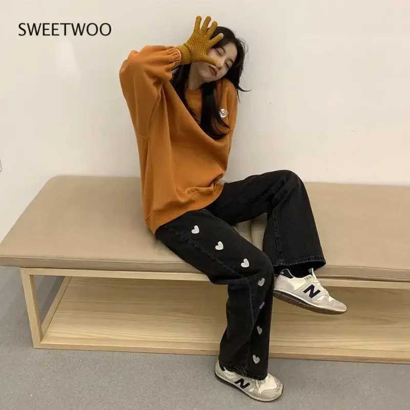 Womens Jeans 2024 Spring and Autumn New Korean Love Embroidery Casual Straight Trousers High Waist Slim Jeans Women Loose M260310