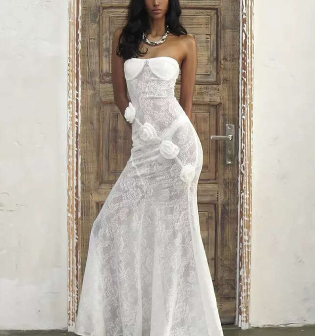 2026 new European and American fashion goddess sexy strapless semi transparent three-dimensional flower mesh long skirt