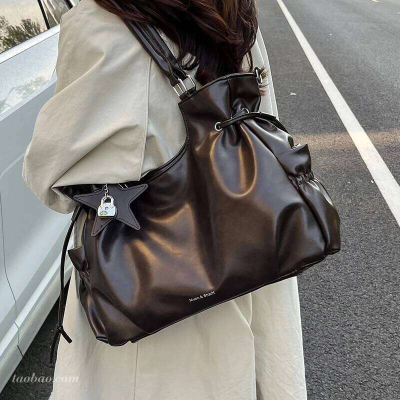 Luxury Designer Women's Tote Bag Autumn Winter Large Capacity Ipad Pouch Briefcase Korean Retro Drawstring Travel Handbags XJ260310