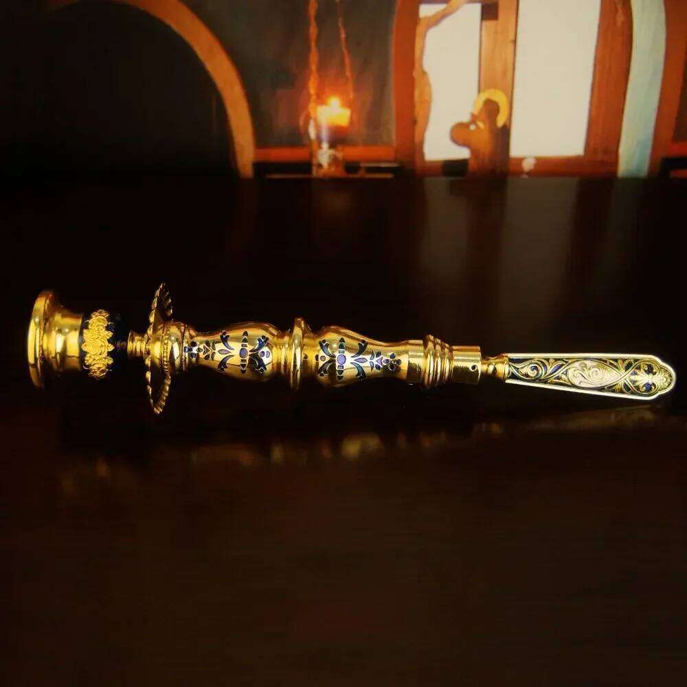 New Ornate Gold Plated Orthodox Christian Handheld Holder Liturgical Church Candle Stand with Intricate Carvings Box Gift H260310