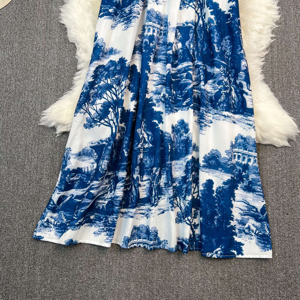 French retro high-end backless collar with ink print sleeveless A-line skirt, elegant and suitable for seaside vacations