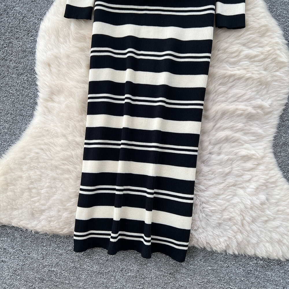 Korean style fashion retro V-neck long sleeved color blocked striped knitted women's dress autumn and winter elastic waist sweater