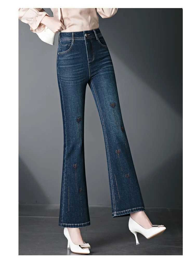 2026 Womens Spring/Summer New High Waist Micro Horn Jeans Embroidered Hot Stretch Mom Fashion Casual Pants M260310