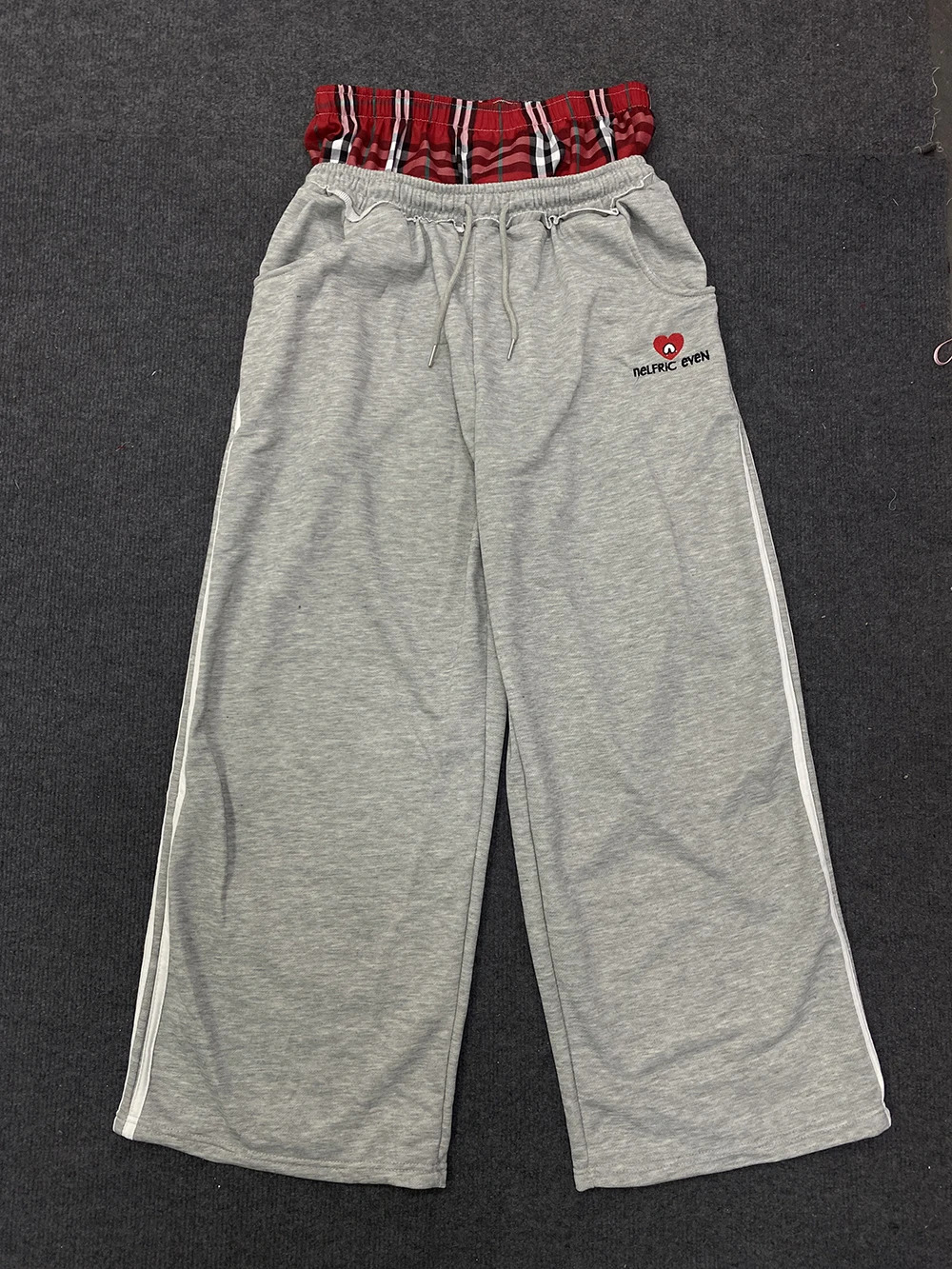 American Retro College Style Loose Fit Two-Piece Set with Double Waist Head Bathroom Pants for Sports Leisure 2026 Fashion 260227