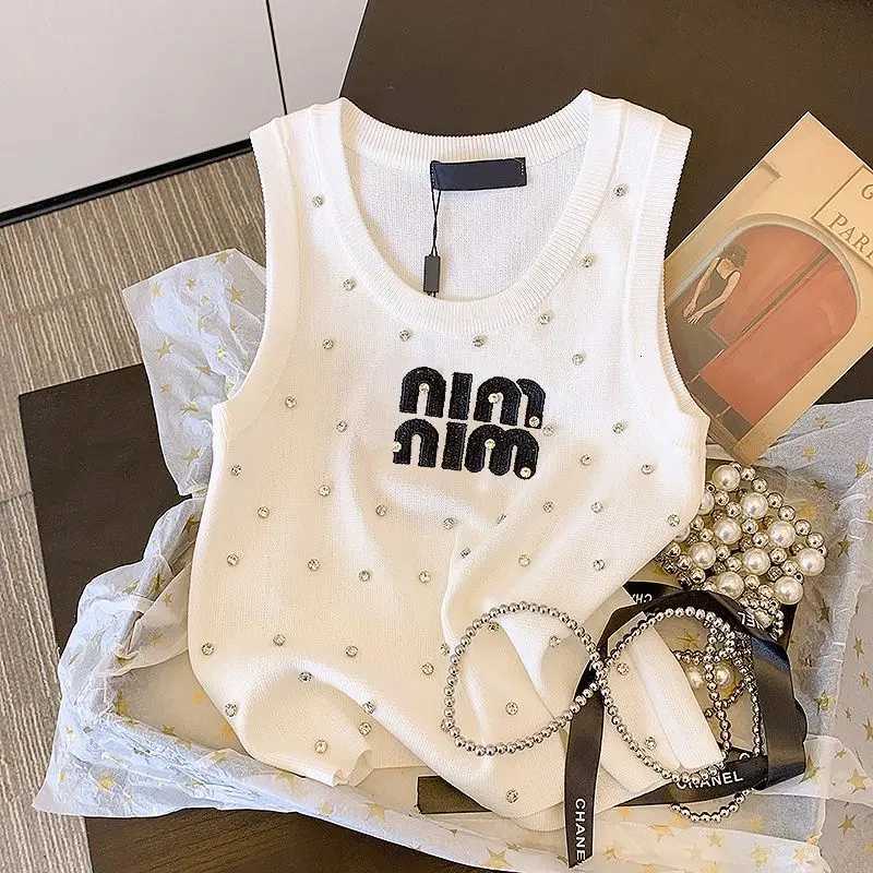 Korean Fashion Luxury Knit Vest Rhinestone Inlay, Slim Fit, Sexy Sleeveless Tank Top for SummerT260310