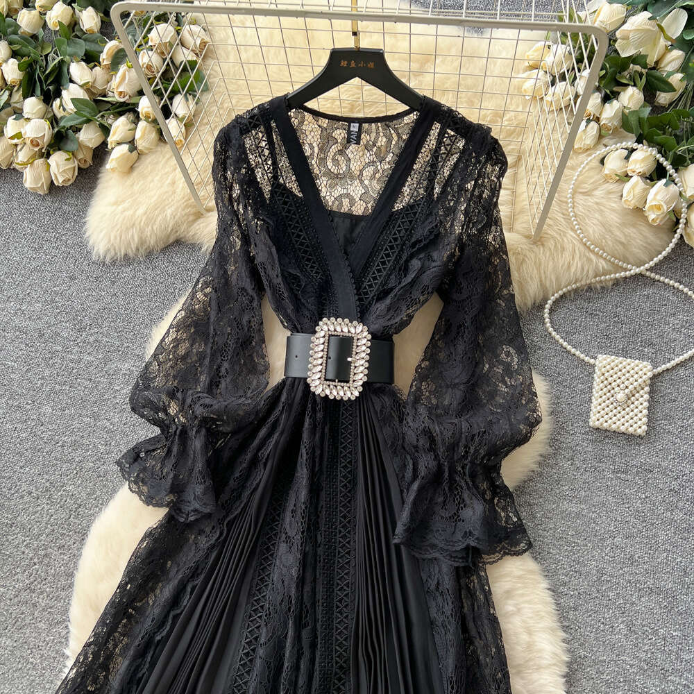 2026 Spring/Autumn New Designer French Elegant V-neck Lace Women's Lace Dress