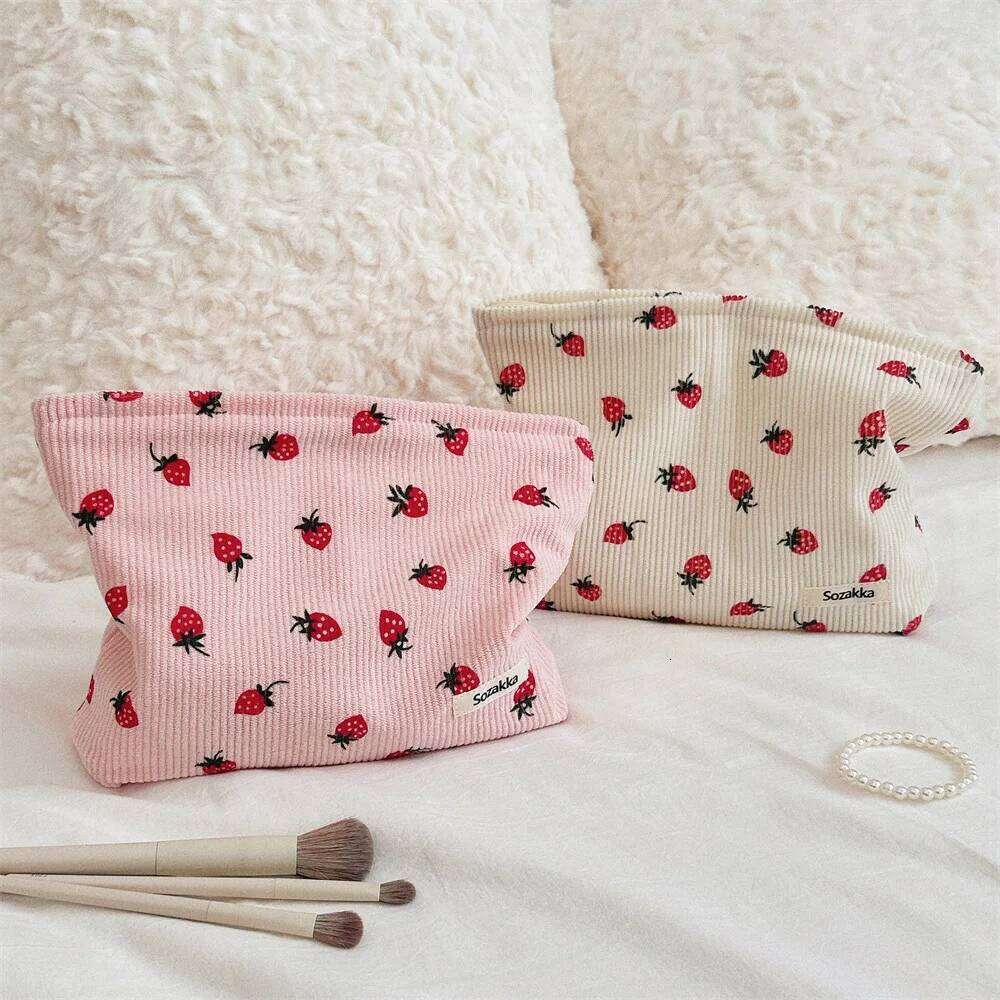 Makeup NEW SIMPLE corduroy SMALL PUT IN WASH BAG LARGE capacity women 's skincare storage bag A-DH XJ260310