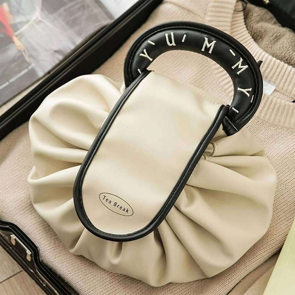 High-end makeup toiletry large-capacity waterproof portable storage high-end light luxury travel bag, one set XJ260310