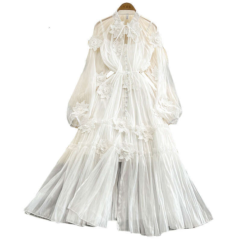 French elegant three-dimensional lantern sleeve dress 2026 new unique and exquisite fairy like seaside vacation