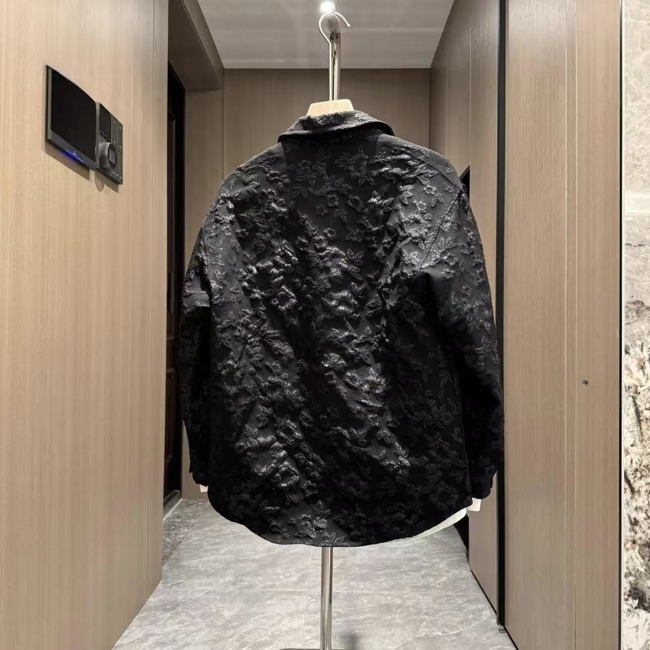 Luxury Brand Designer Clothes Summer Men's New Trendy Fashion Retro Swallowtail Three-Dimensional Jacquard Versatile Turn-Down Collar Casual Long