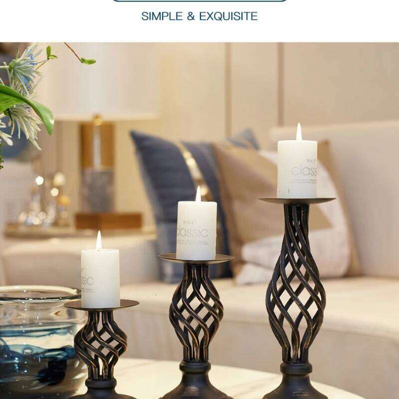 Creative Retro Hollowed Candlestick Valentine's Day Wedding Candlelight Dinner Props Decoration Candle Holder H260310