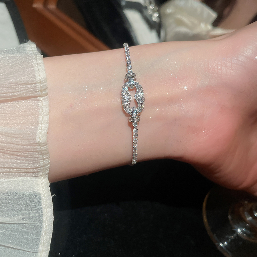 18k real gold plated zircon flower bracelet, exquisite, sweet, fashionable elegant, light luxury and high-end jewelry for women - view 4