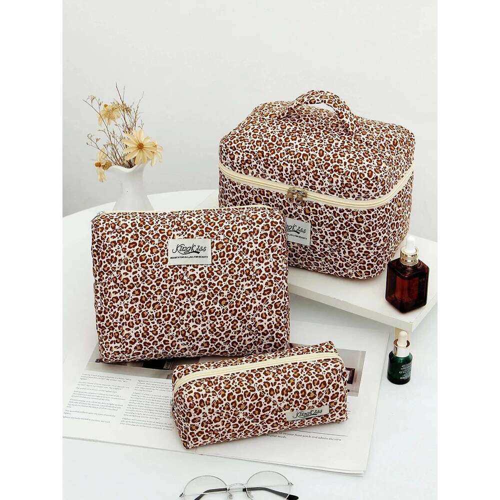 1pc leopard quilted makeup storage bag, portable zipper set, cute large capacity cosmetic bag XJ260310