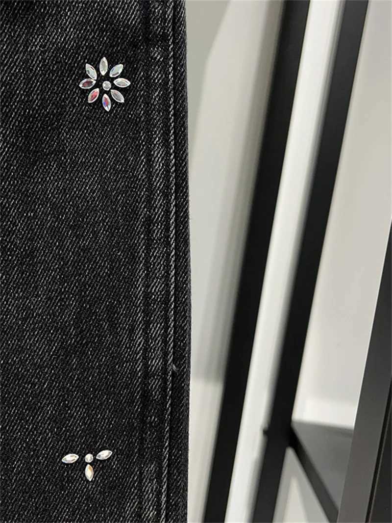 Rhinestone Flower Denim Long Pants Women Letter Embroidery Straight Casual Jeans for Female 2025 Spring SummerT260310