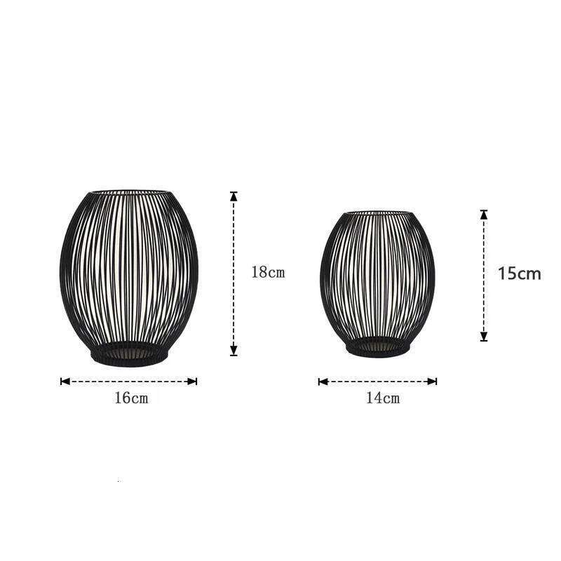 Black Lantern Vintage Iron Ornament Romantic Christmas Candle Holder Shooting Props Home Table Decoration H260310