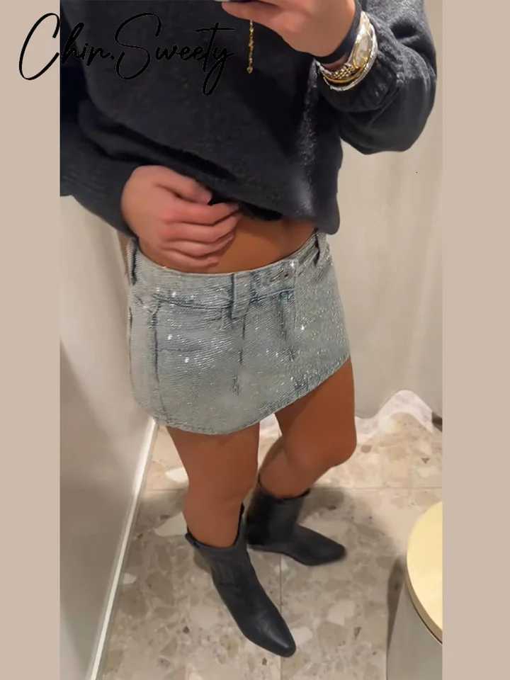 Chic Diamond Decor Womens Denim Pants Shiny Stars Mid Waist Lady Straight Pant 2026 Spring Fashion Female Street Trousers NewT260310