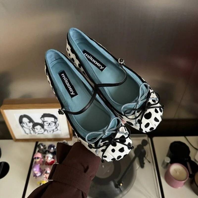 French Flat Bottomed Rotundity Toe Ballet Fashionable One-piece Belt Mary Jane Shoes Versatile for Women ddmysaturn