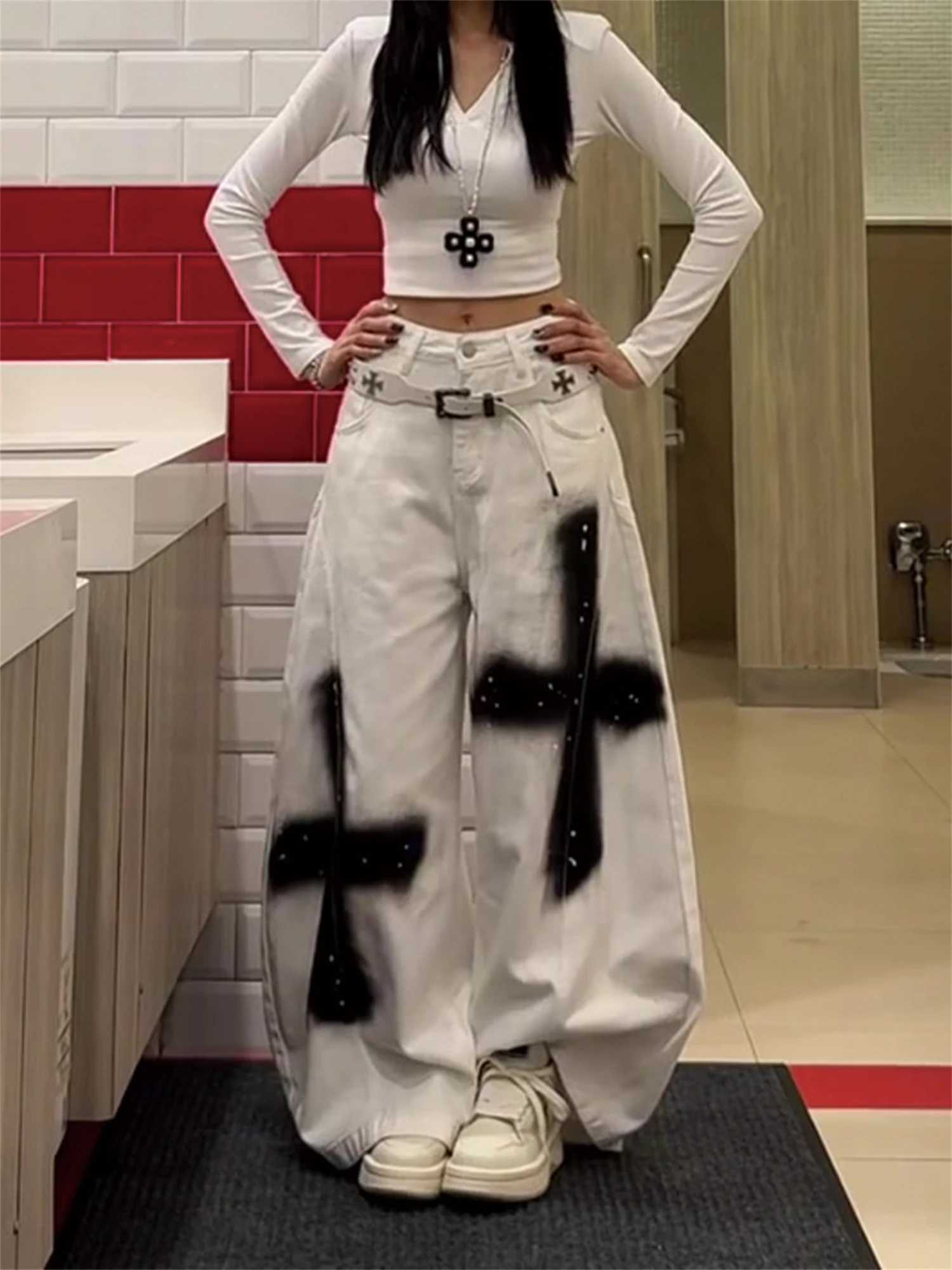 Y2K Womens High Waist Super Wide Leg White Jeans Black Cross Graffiti Studded Gothic Streetwear Trendy Denim Trousers M260310