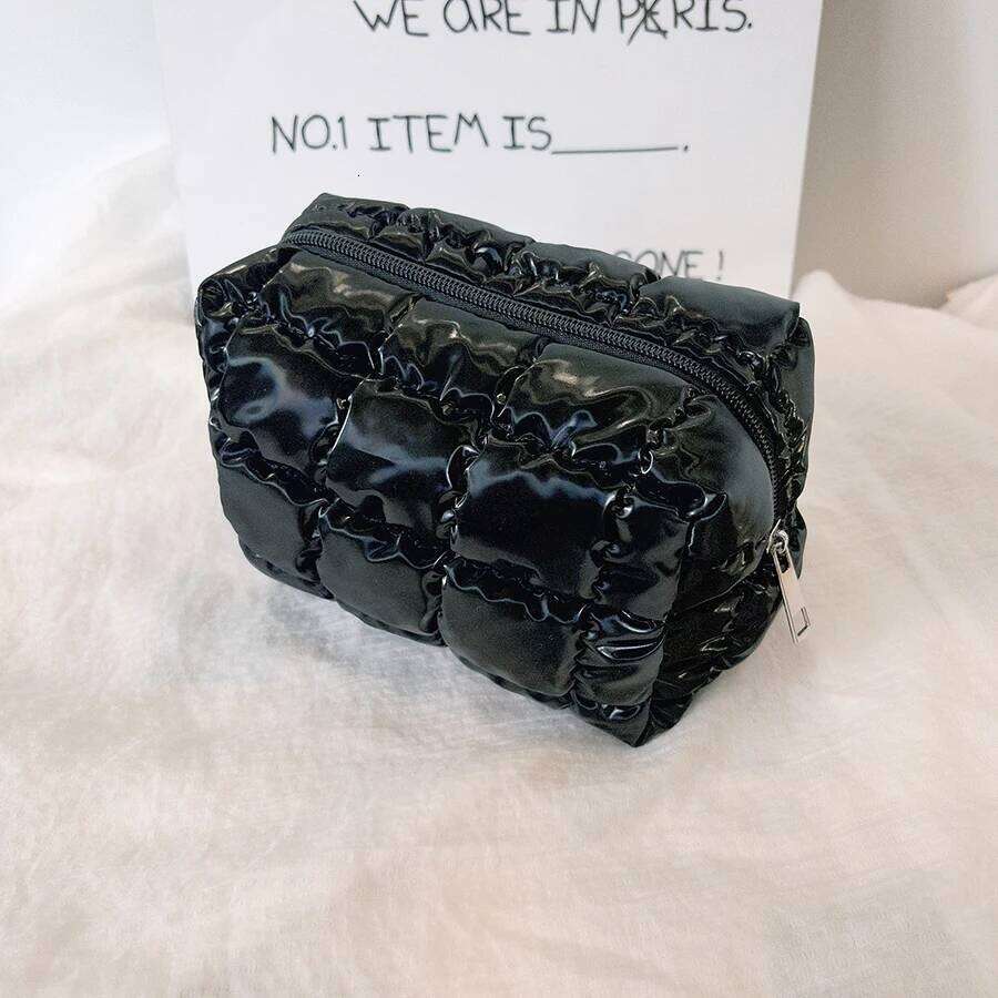 Simple Ins Style down Travel Cosmetic Women's Portable Handheld Large Capacity High-End Sensation Toiletry Storage Bag XJ260310