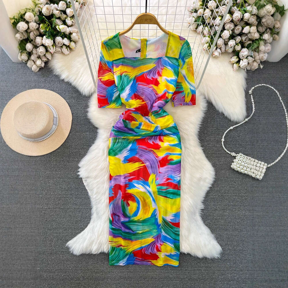 2026 high-end luxury women's short sleeved square neck slim fit medium to long oil painting printed slim fit dress