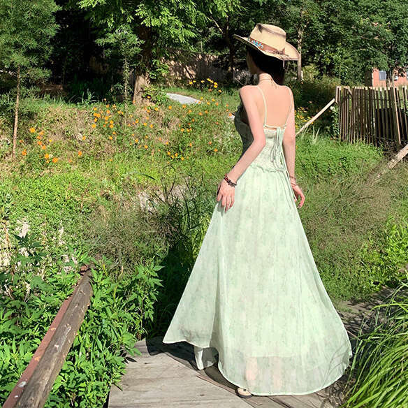 2026 Spring/Summer Designer Women's Adjustable Ruffle Fairy Style Long Skirt with Inner Chest Cushion