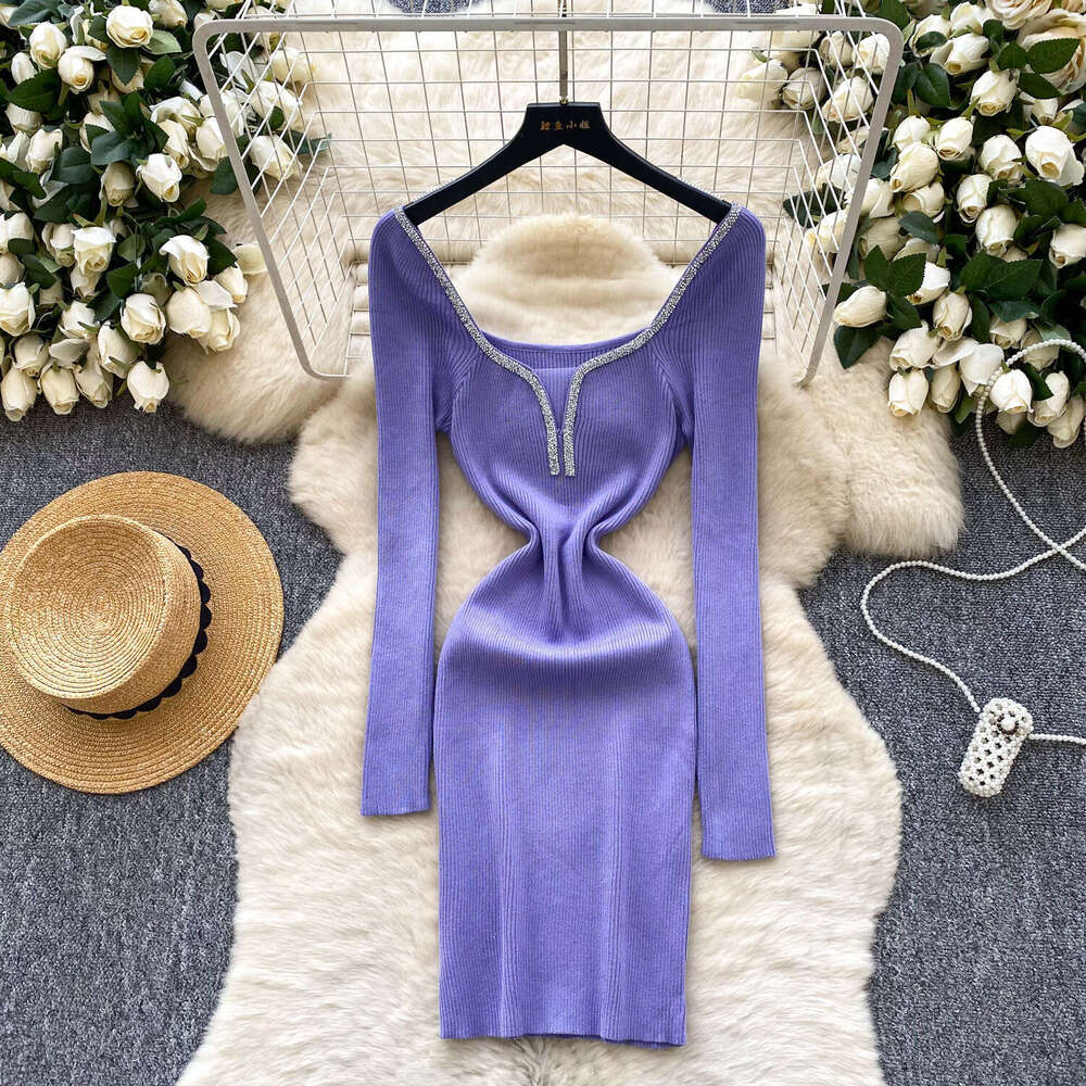 Goddess style elegant high-end heavy rhinestone decoration square neck long sleeved knitted dress slim fit waist exquisite