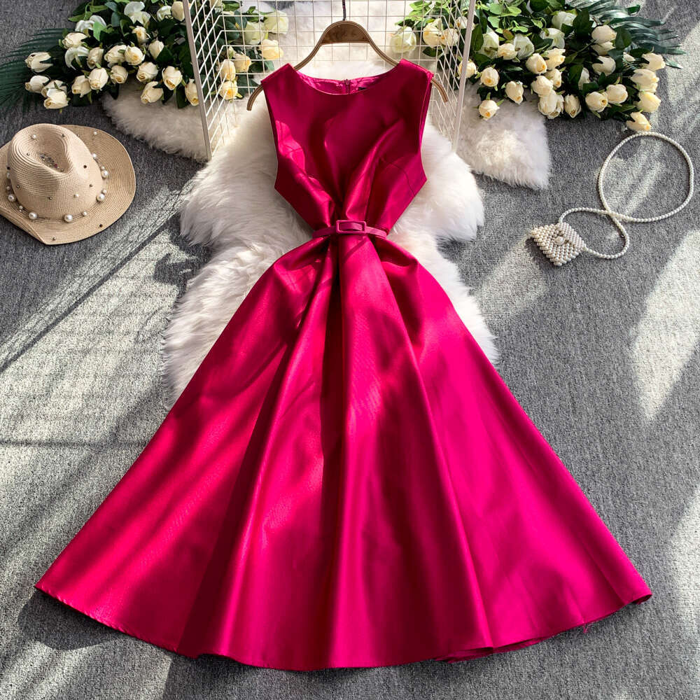 2026 high-end luxury lady style sleeveless round neck waist cinching slim fit mid length A-line shiny dress